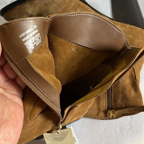 NWT MNG aka Mango “Larson” suede ankle boots - Picture 6 of 11